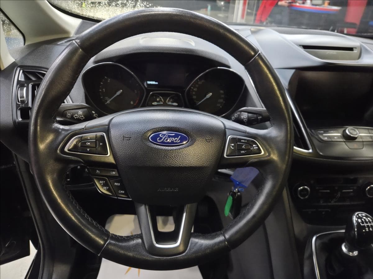 2015 Ford C-Max - 18