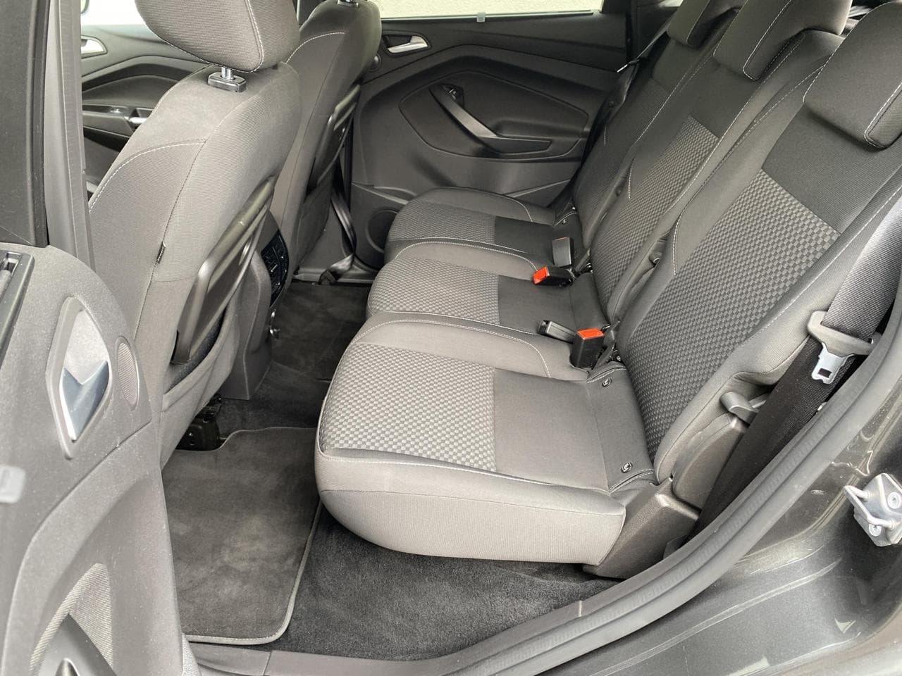 2019 Ford C-MAX - 10