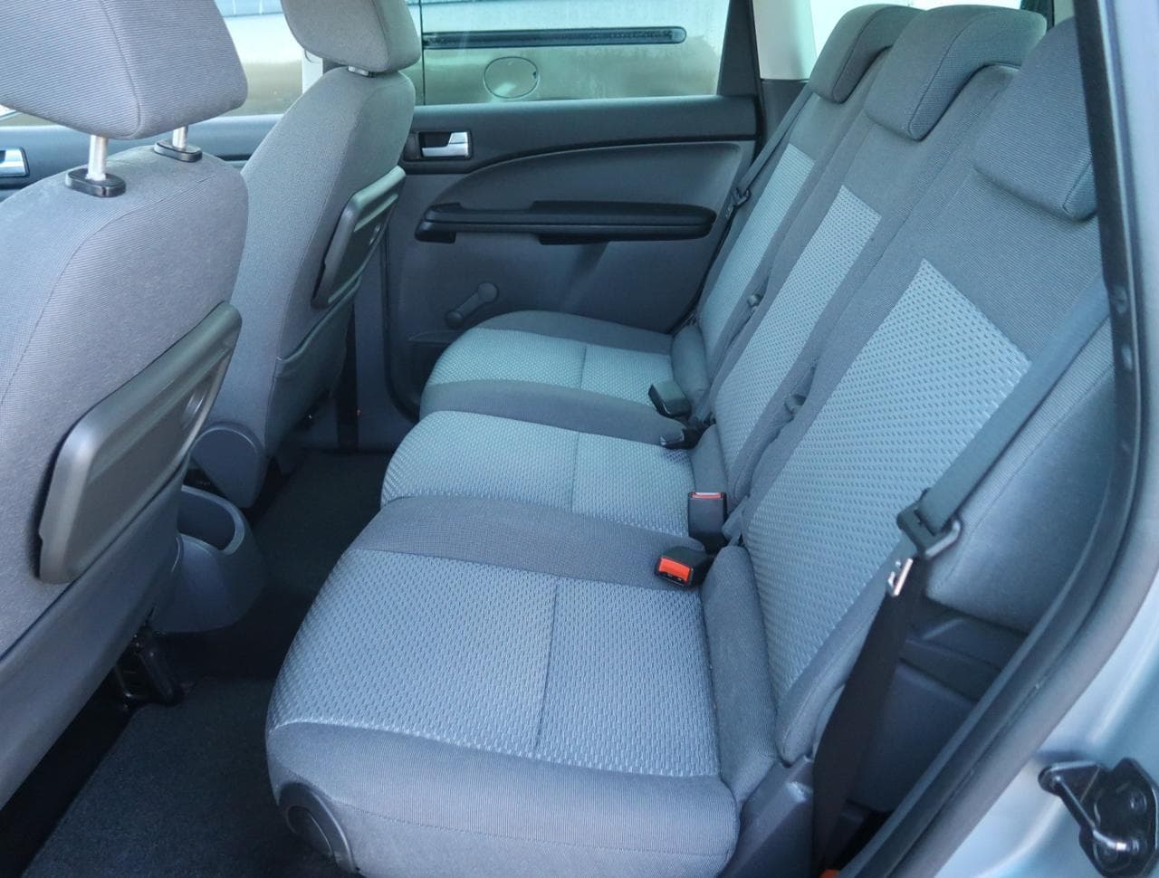 2003 Ford C-Max - 29