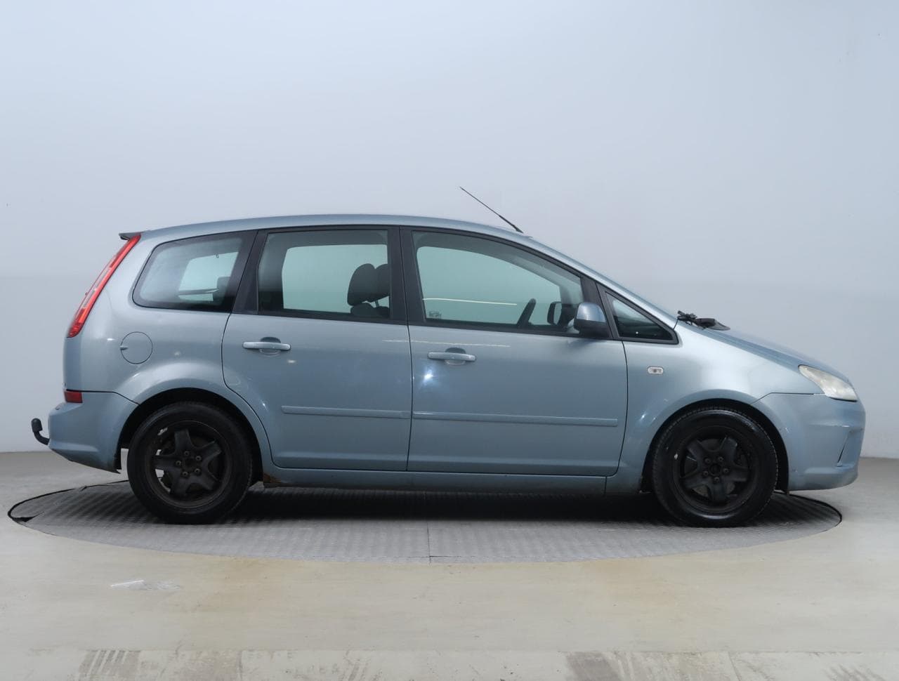 2010 Ford C-MAX - 8