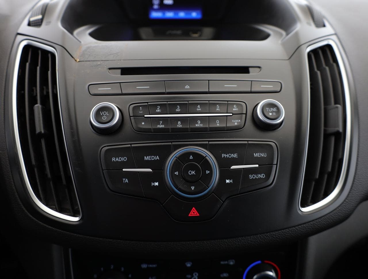 2018 Ford C-MAX - 24