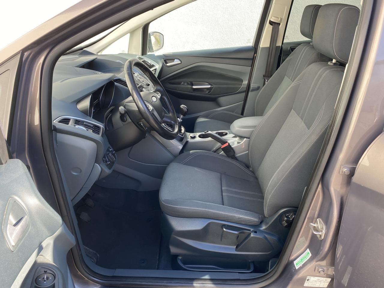2014 Ford C-MAX - 16