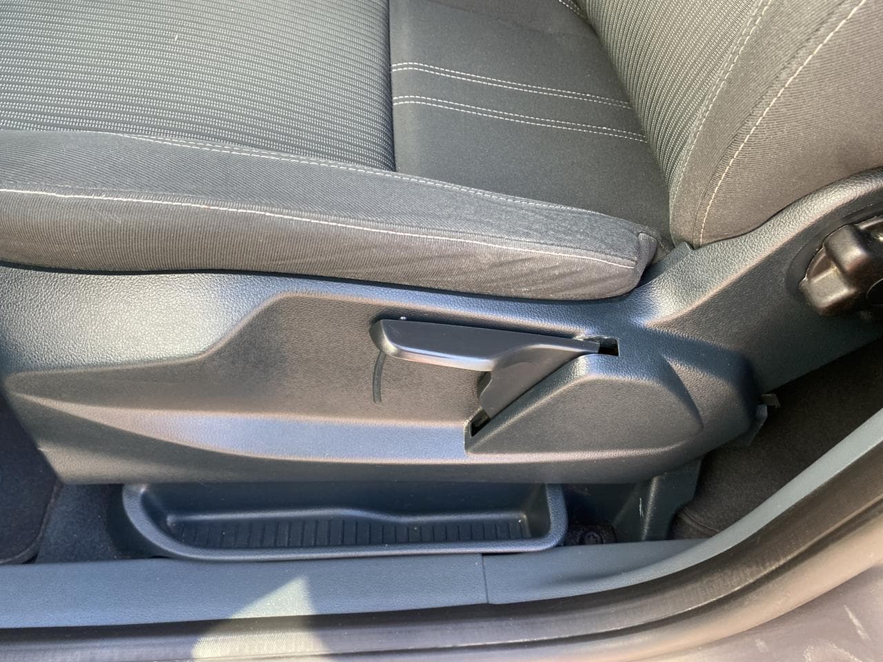 2014 Ford C-MAX - 26