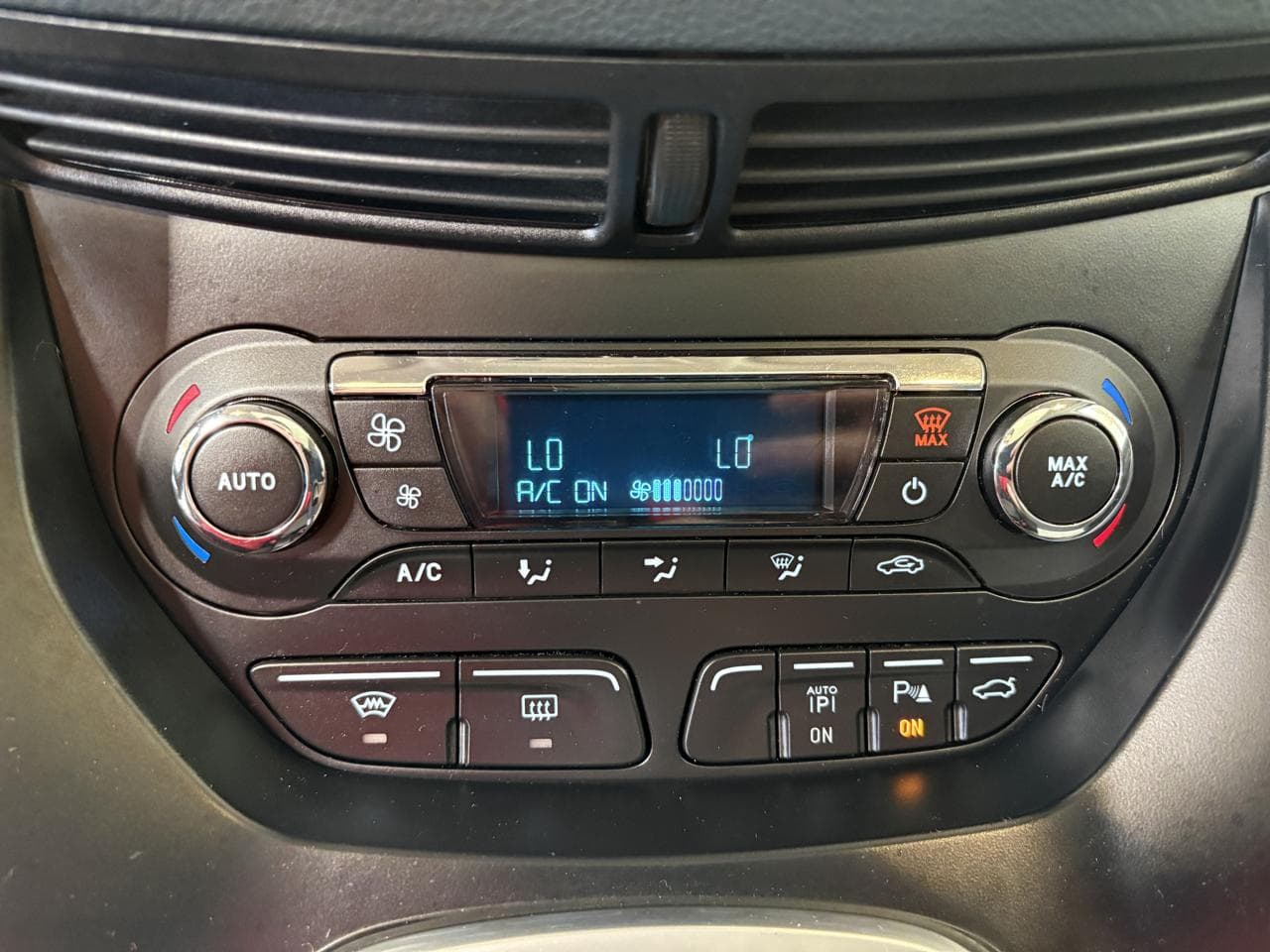 2014 Ford C-MAX - 15