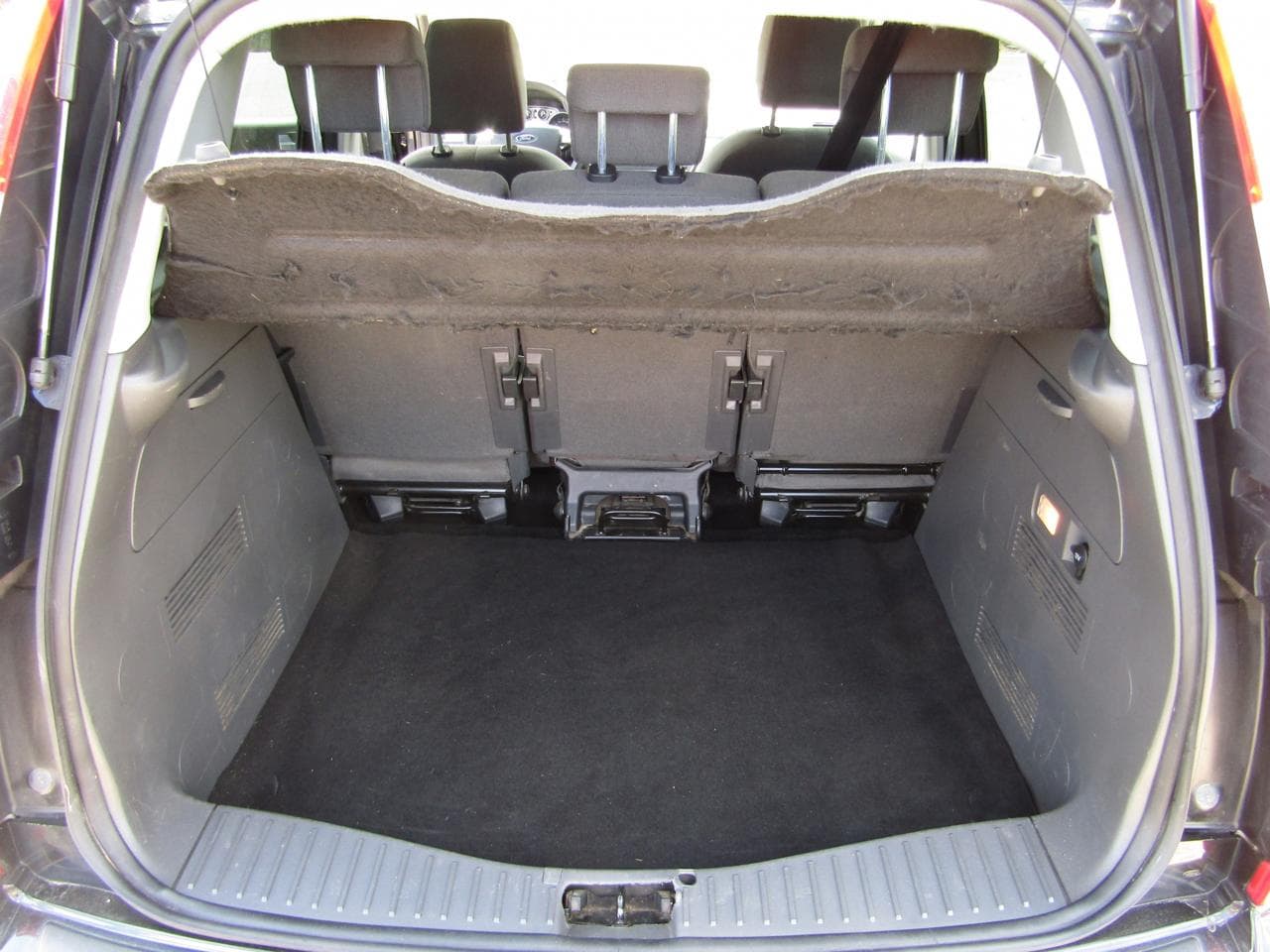 2009 Ford C-MAX - 7