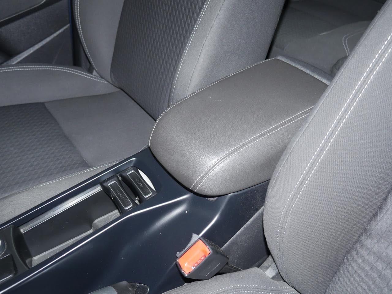 2019 Ford C-MAX - 18