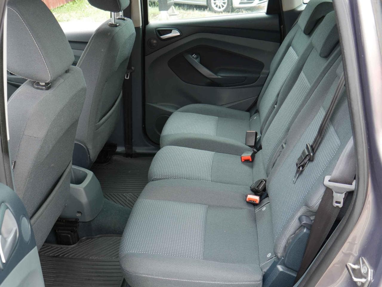 2012 Ford C-MAX - 10