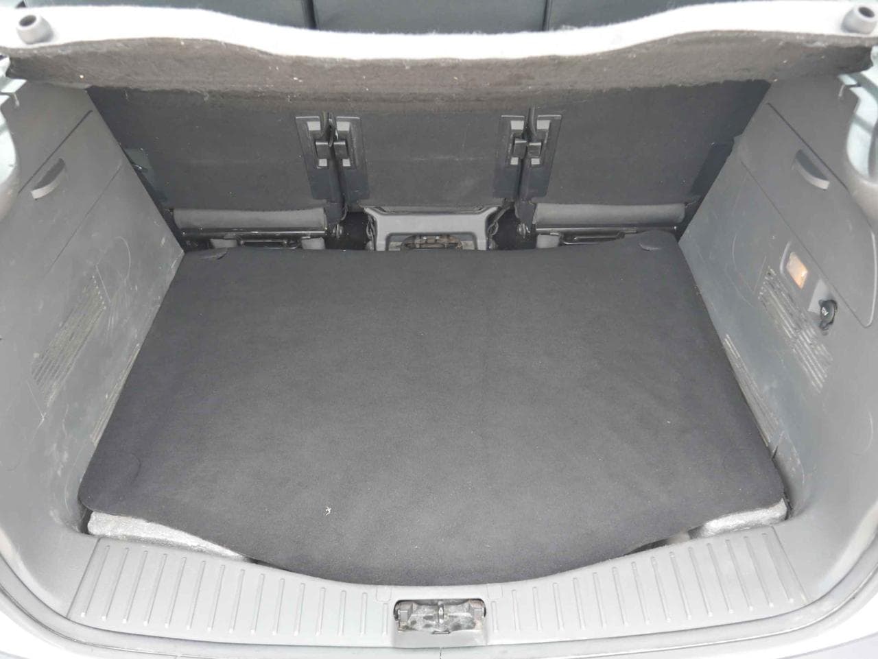 2009 Ford C-MAX - 11
