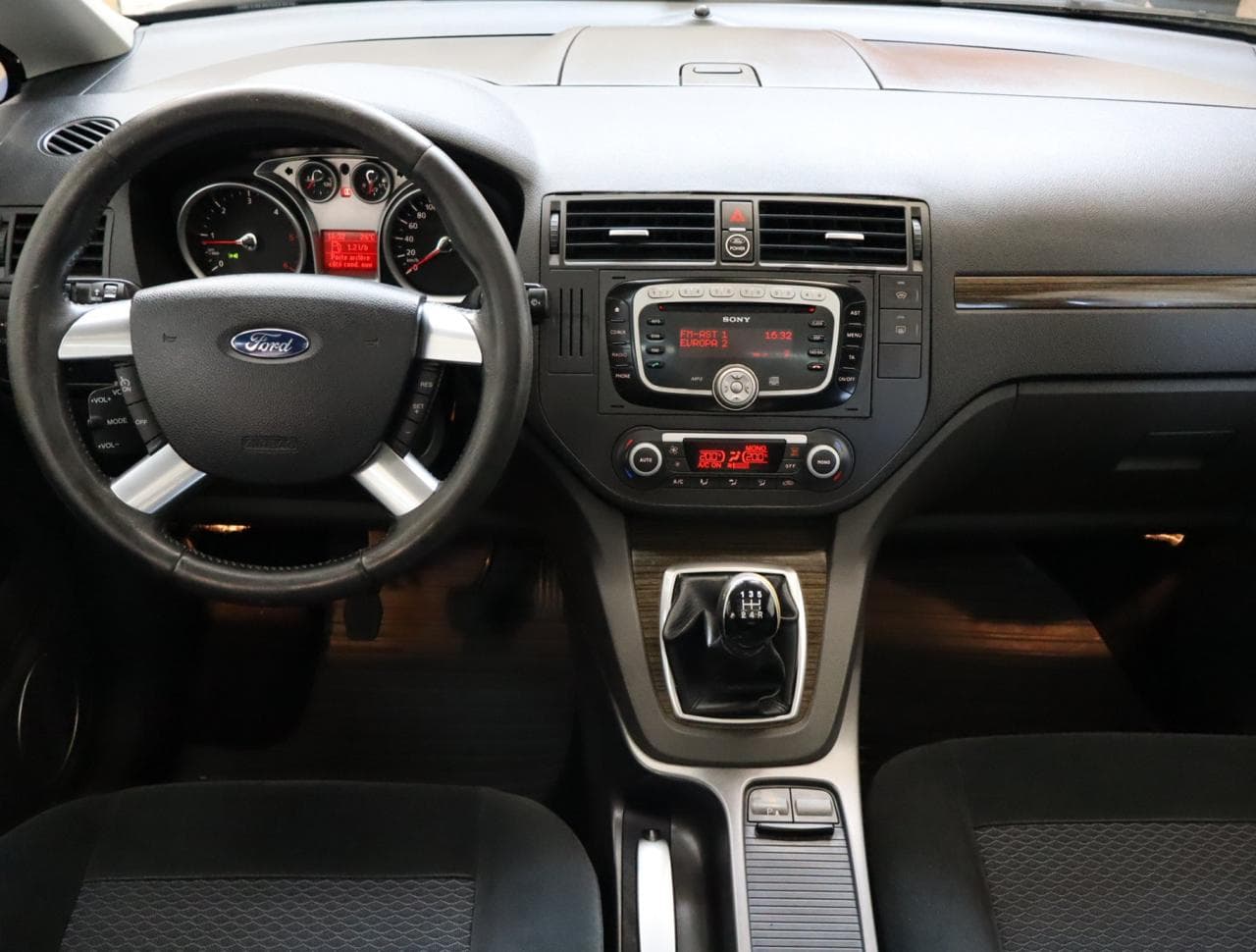 2010 Ford C-MAX - 18