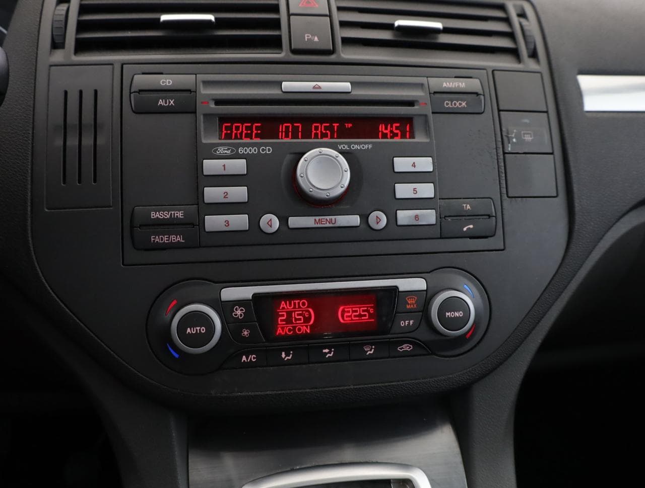 2008 Ford C-MAX - 23