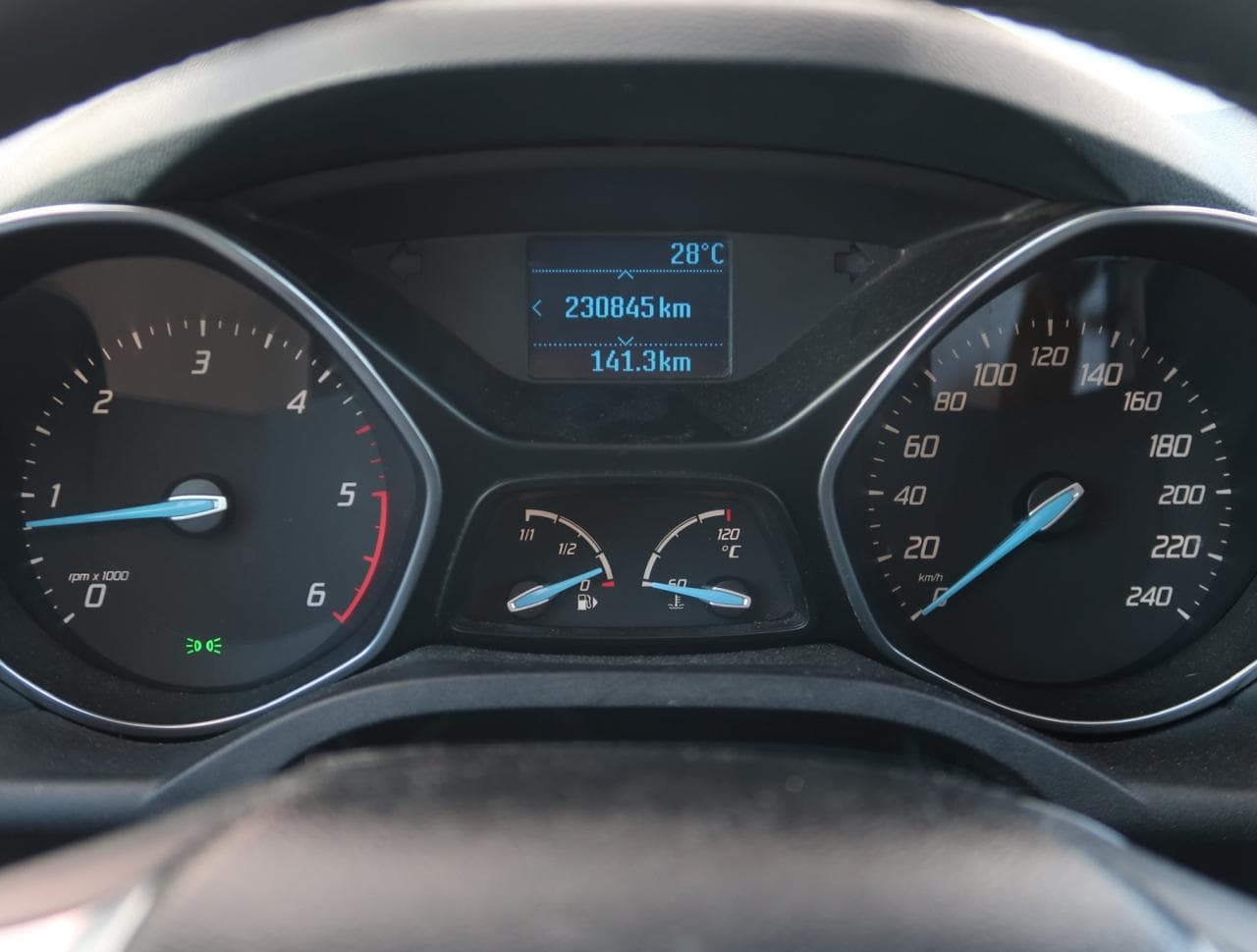 2011 Ford C-MAX - 25