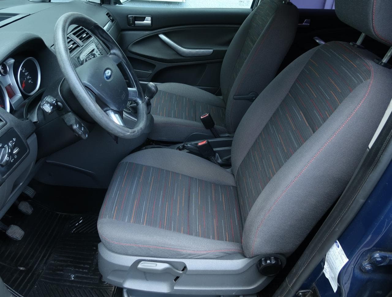 2008 Ford C-MAX - 30