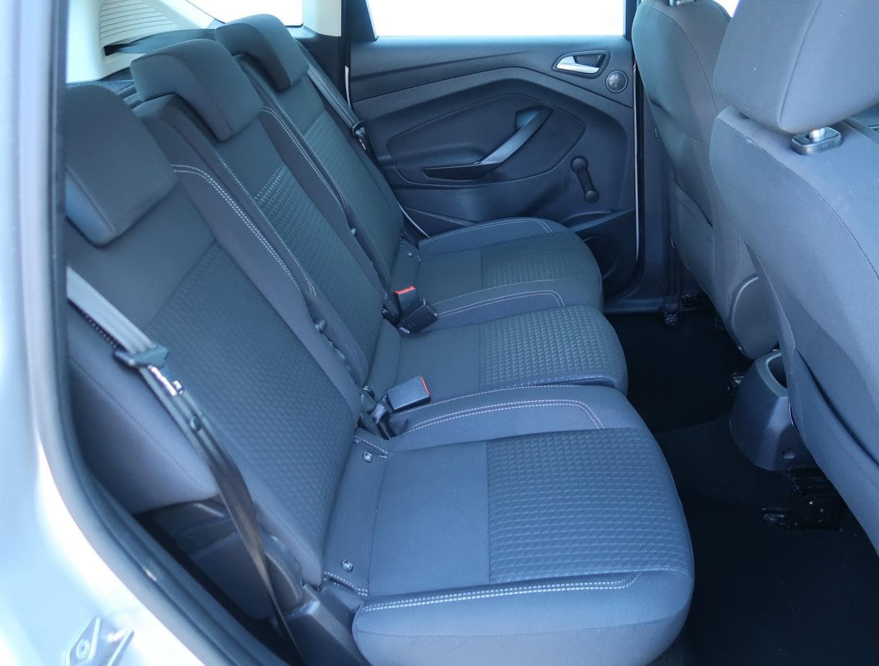 2016 Ford C-MAX - 13