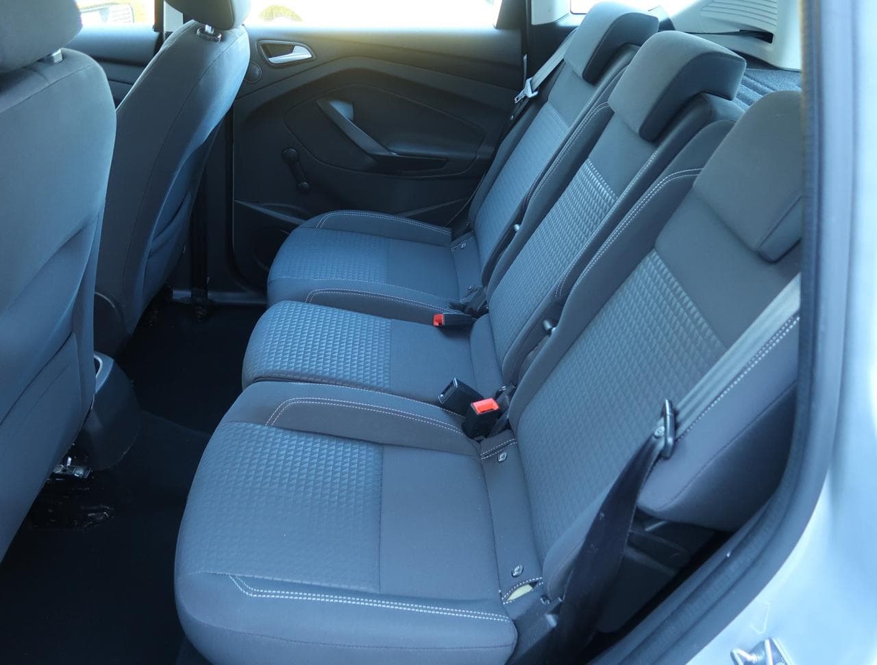 2016 Ford C-MAX - 15