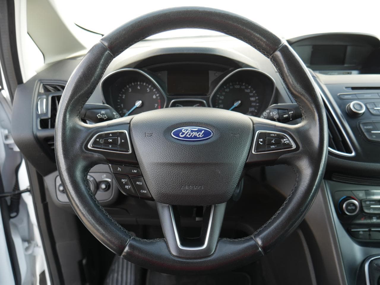 2017 Ford C-MAX - 15