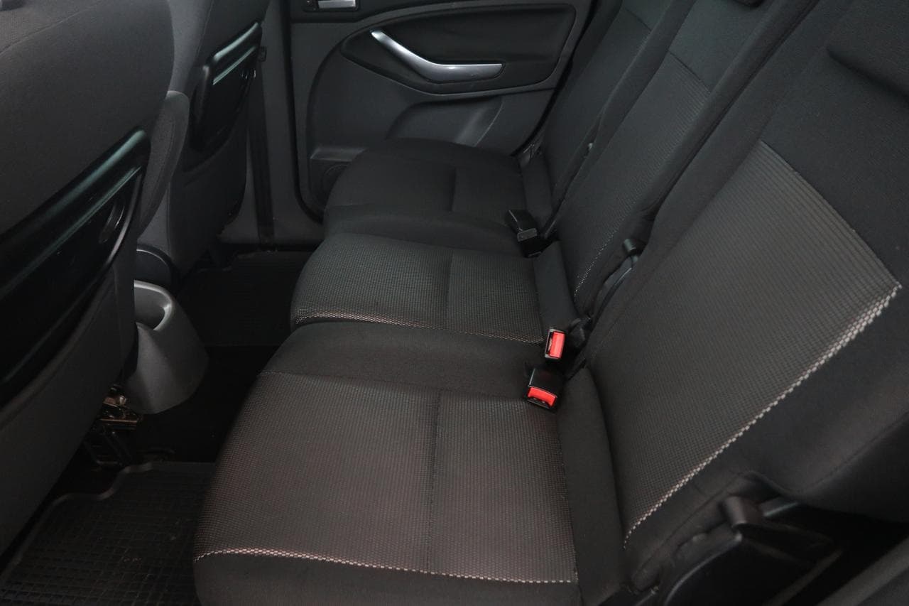 2009 Ford C-MAX - 15