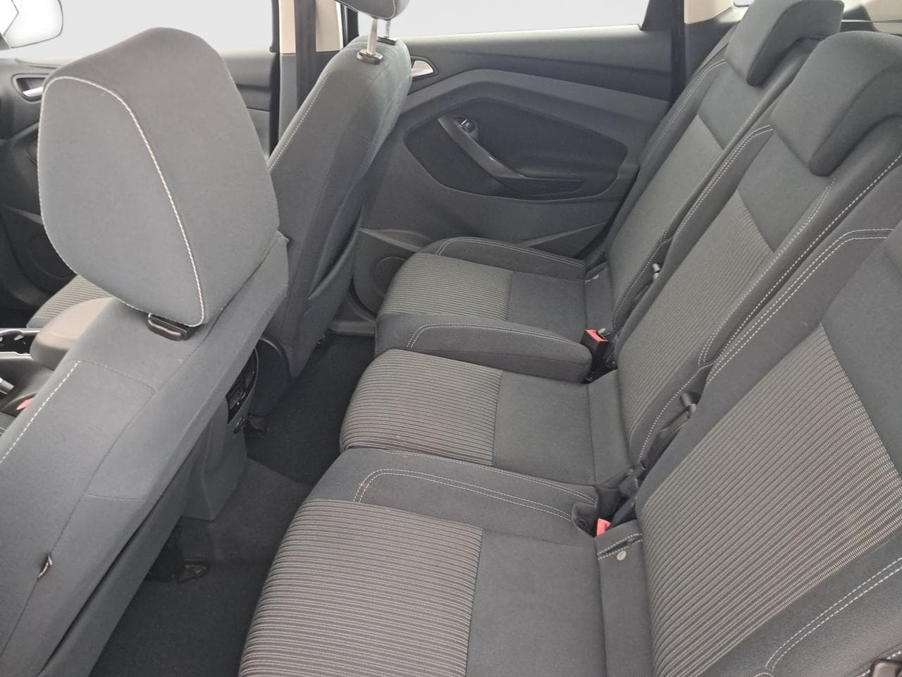 2013 Ford C-MAX - 15