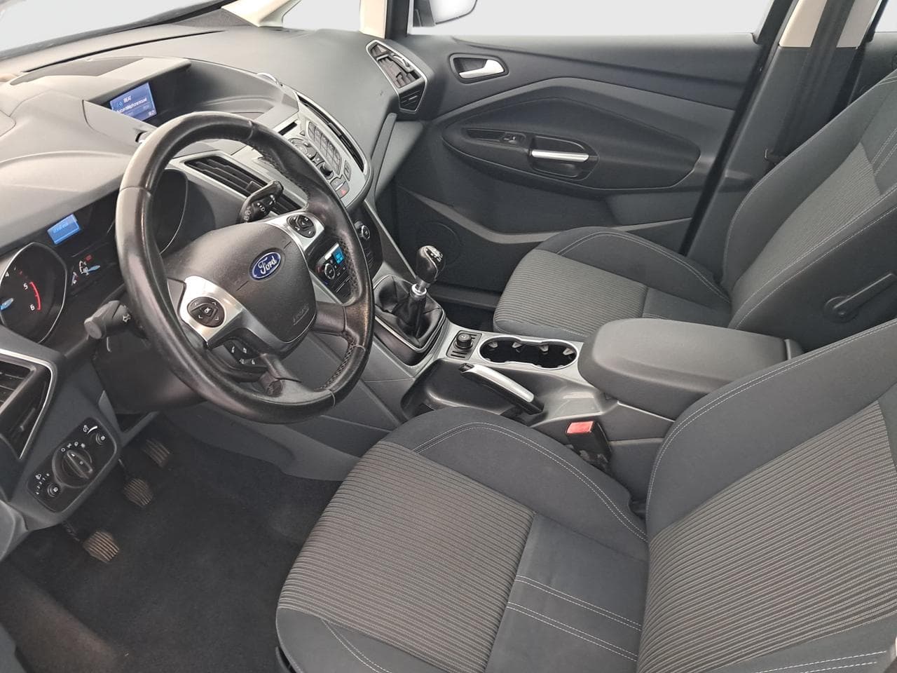 2013 Ford C-MAX - 16
