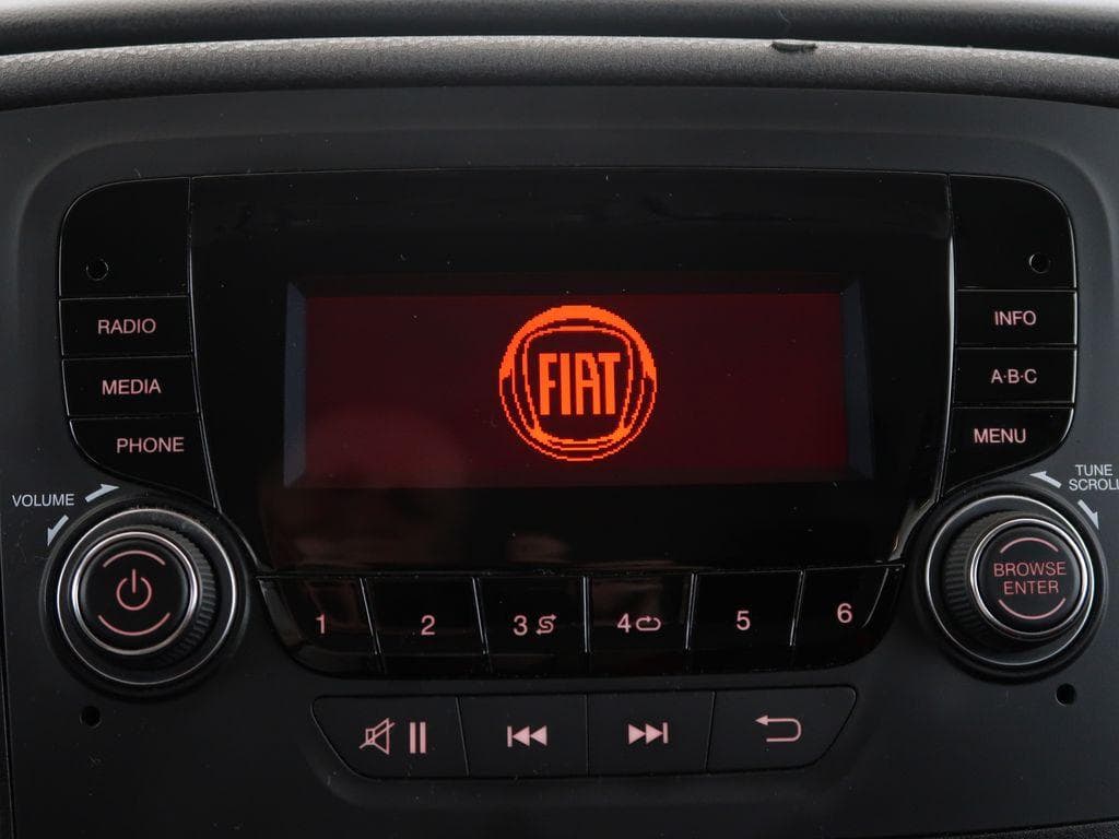 2018 Fiat DOBLO - 17