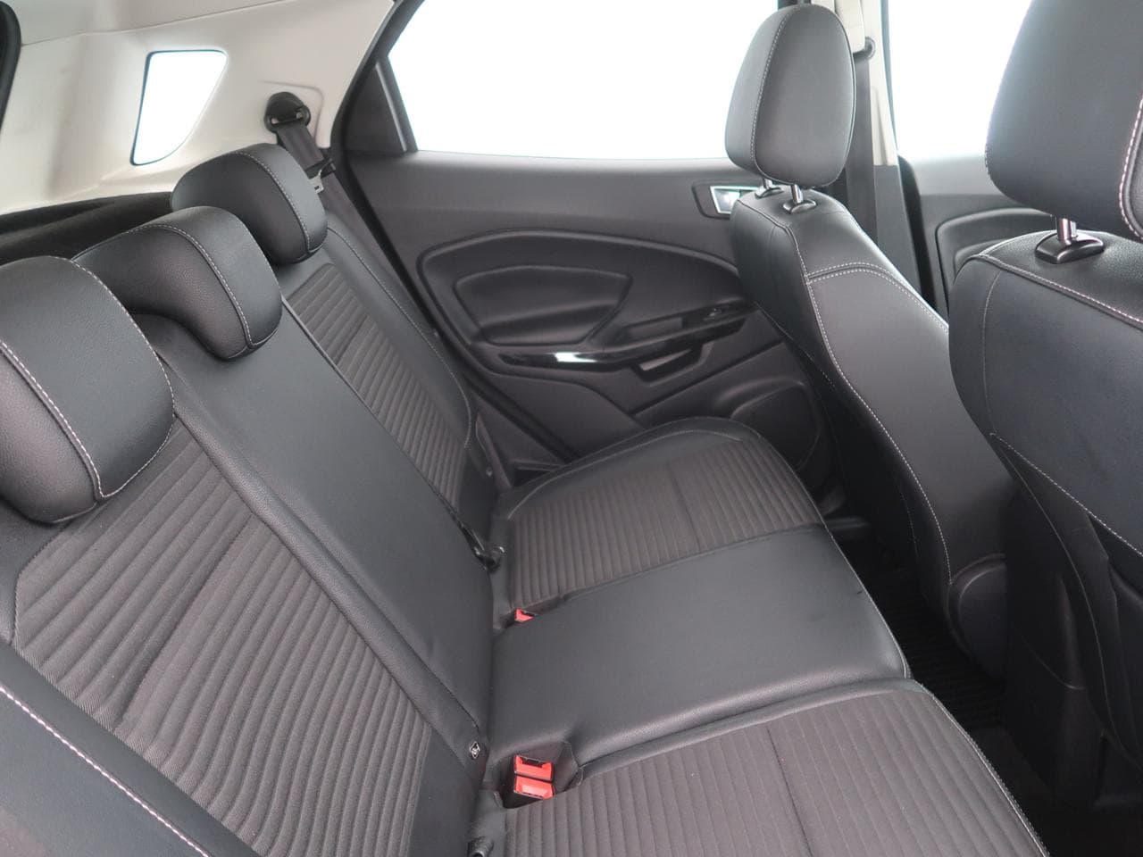 2018 Ford ECOSPORT - 13