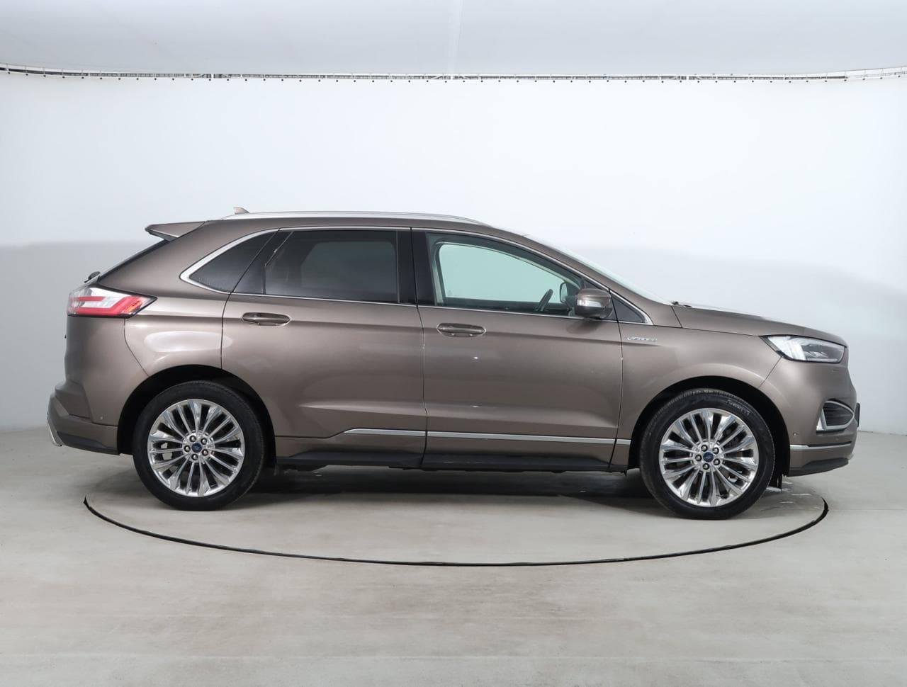 2019 Ford Ostatní - 15