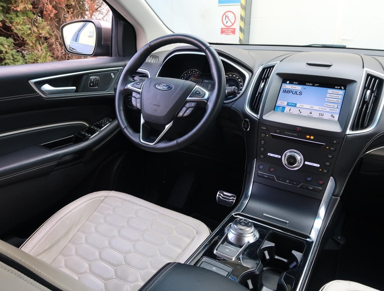 2019 Ford Ostatní - 17