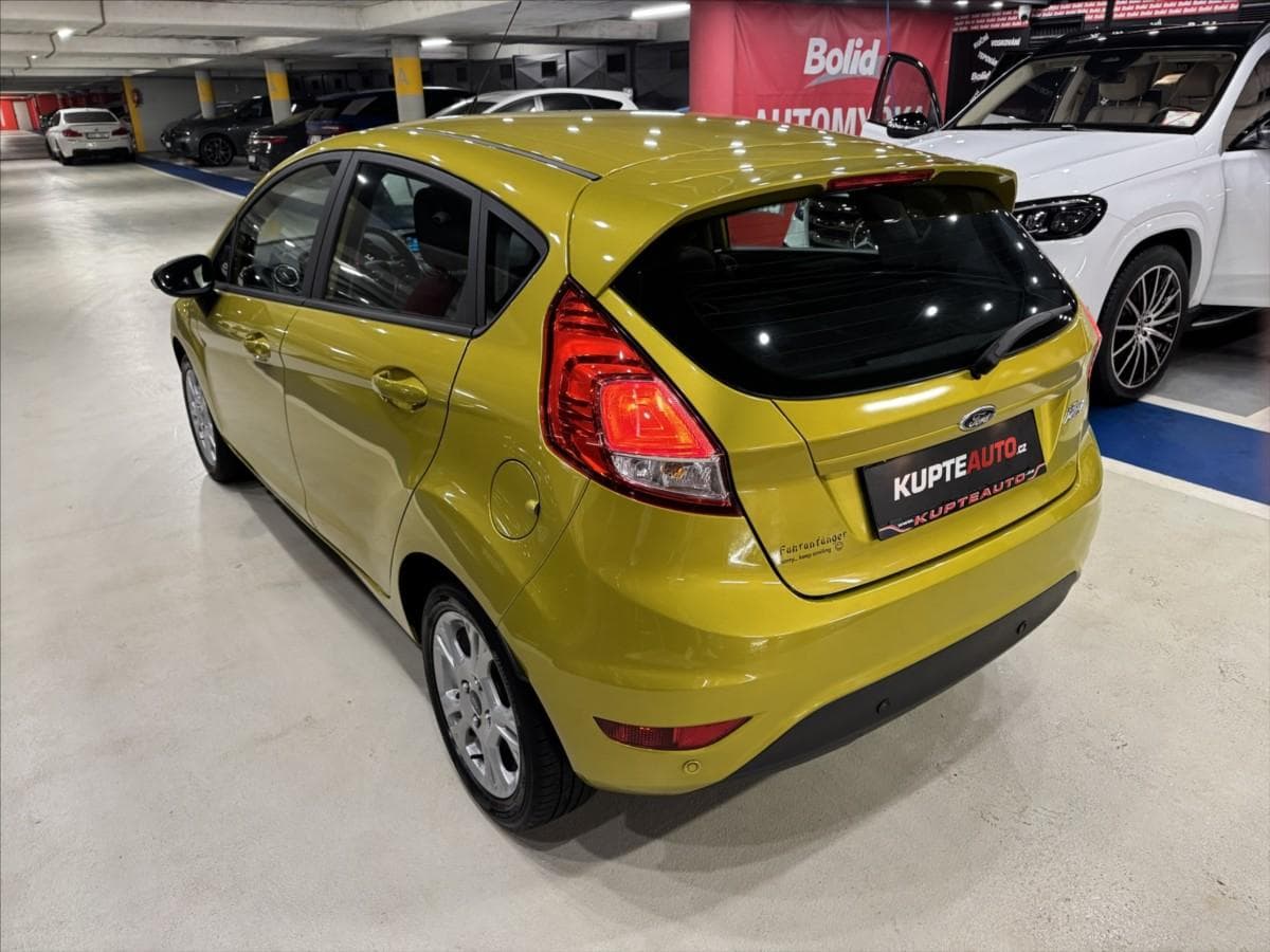 2015 Ford FIESTA - 4