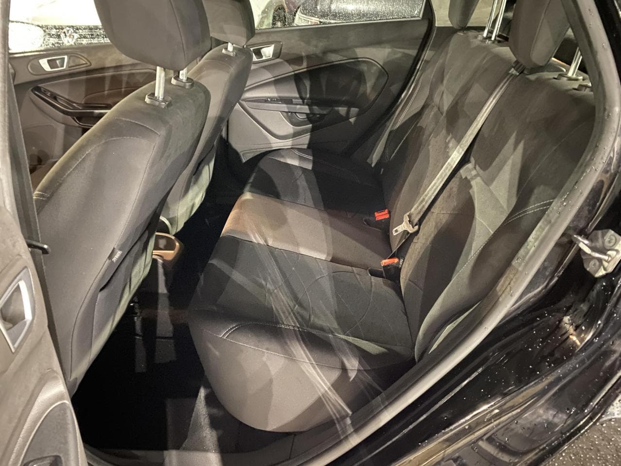 2017 Ford Fiesta - 10