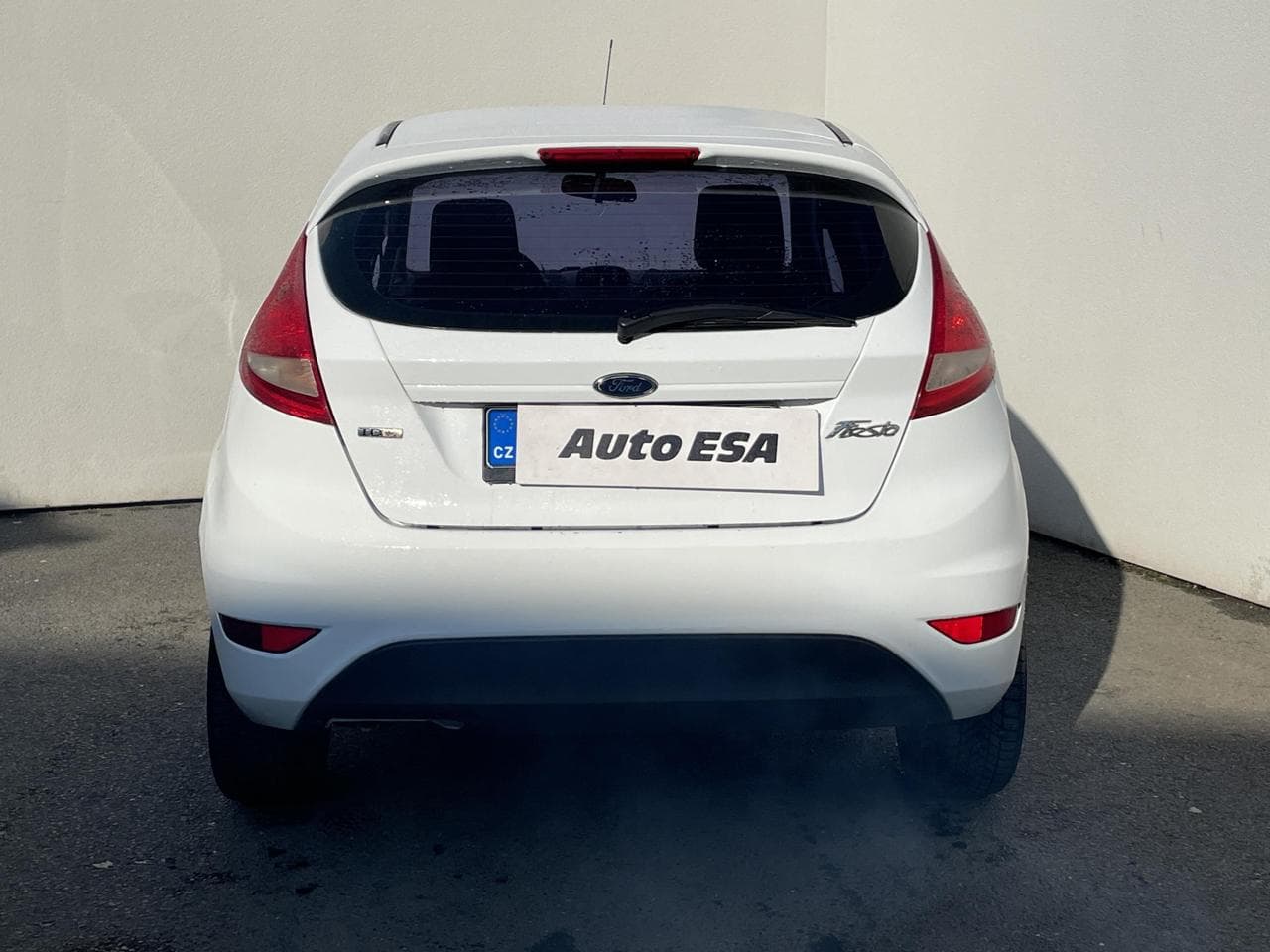 2009 Ford Fiesta - 5
