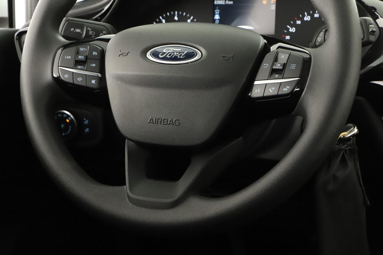 2022 Ford Fiesta - 14