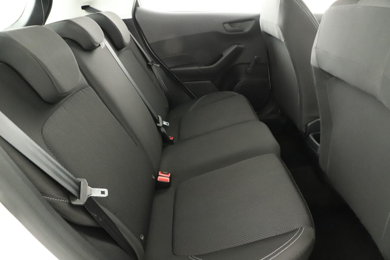 2022 Ford Fiesta - 11