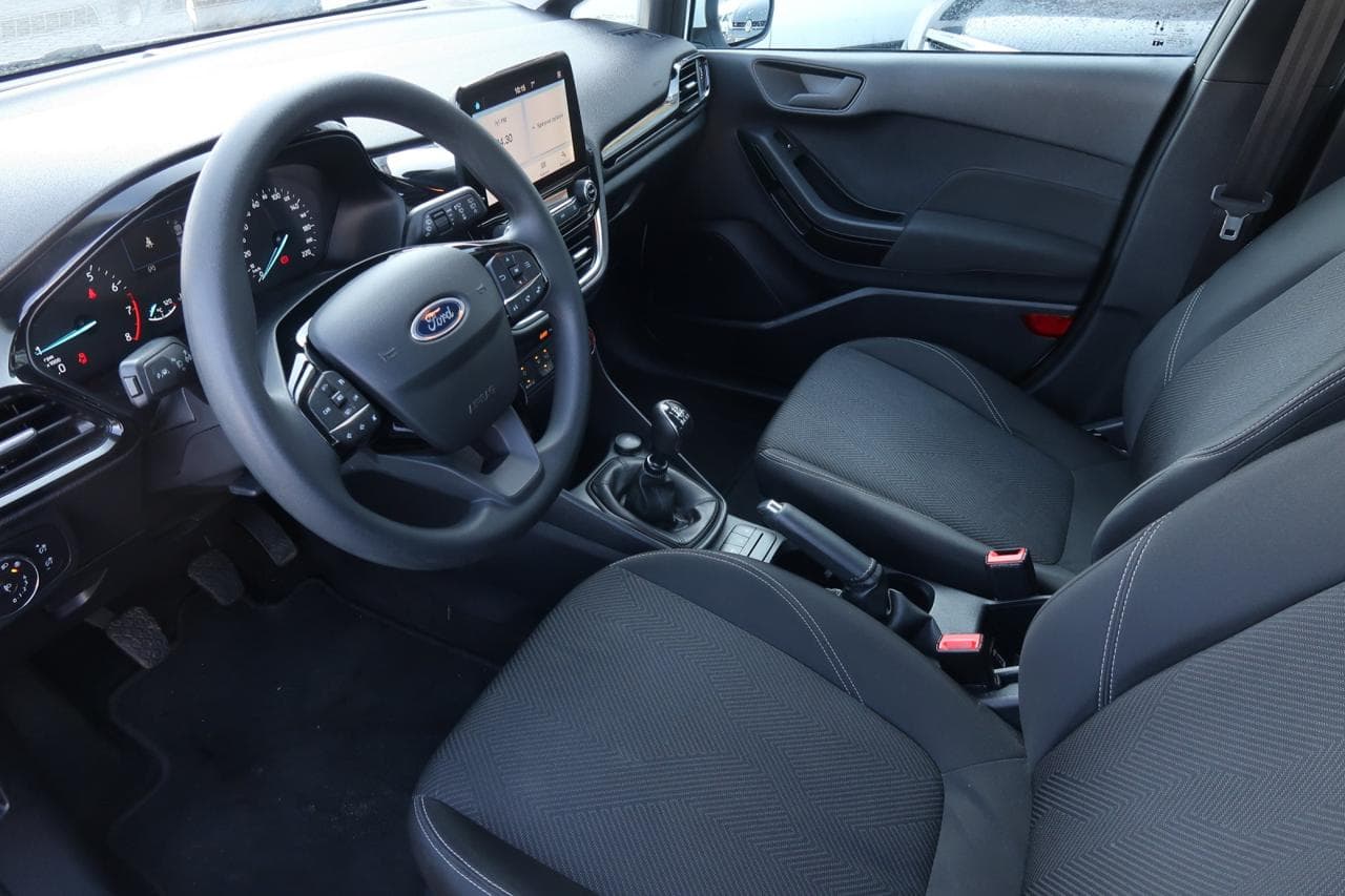 2022 Ford Fiesta - 16