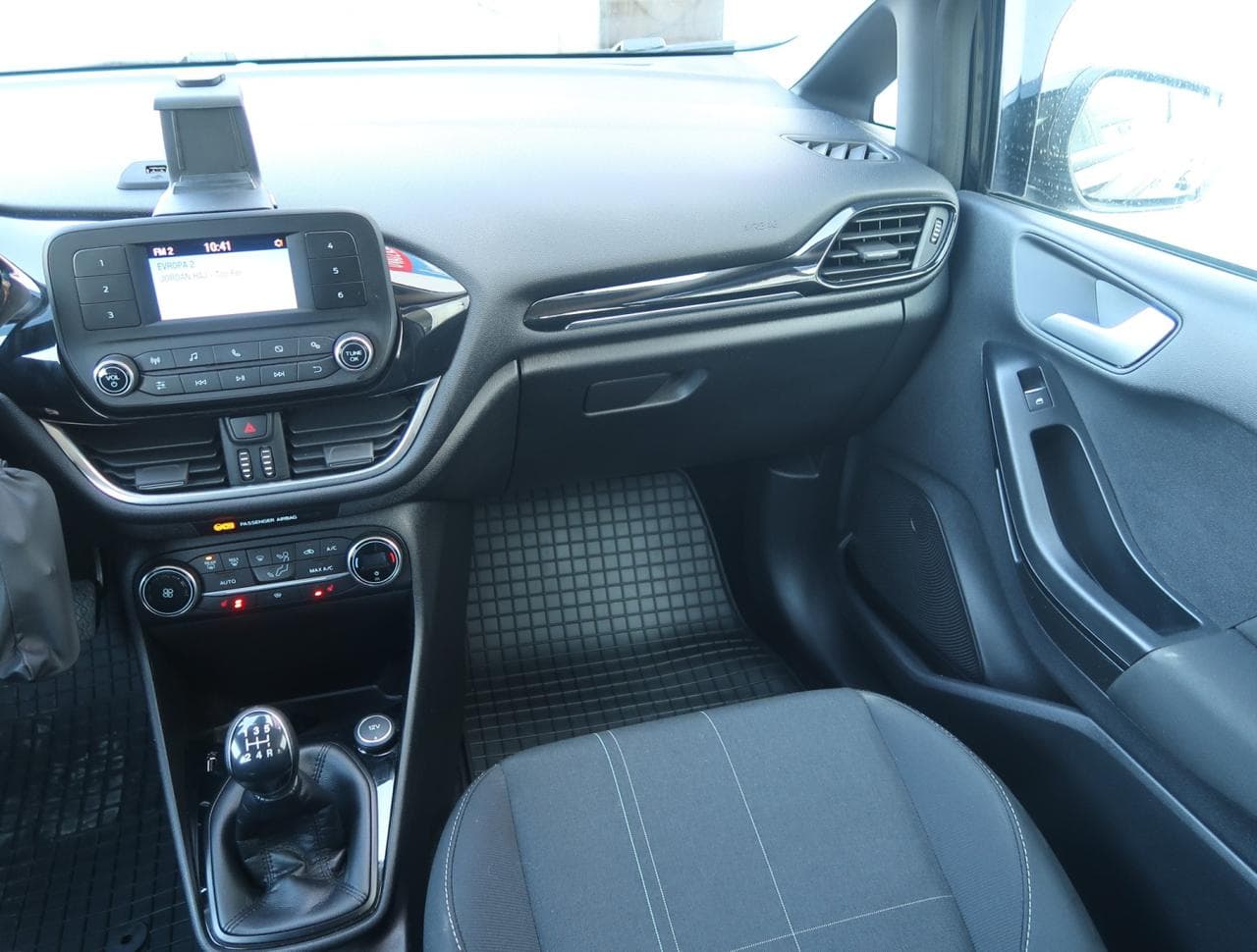 2019 Ford Fiesta - 11