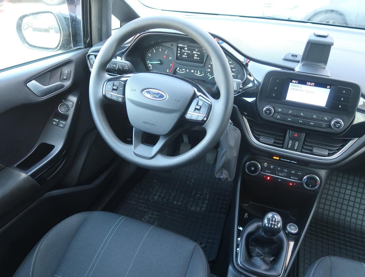 2019 Ford Fiesta - 9