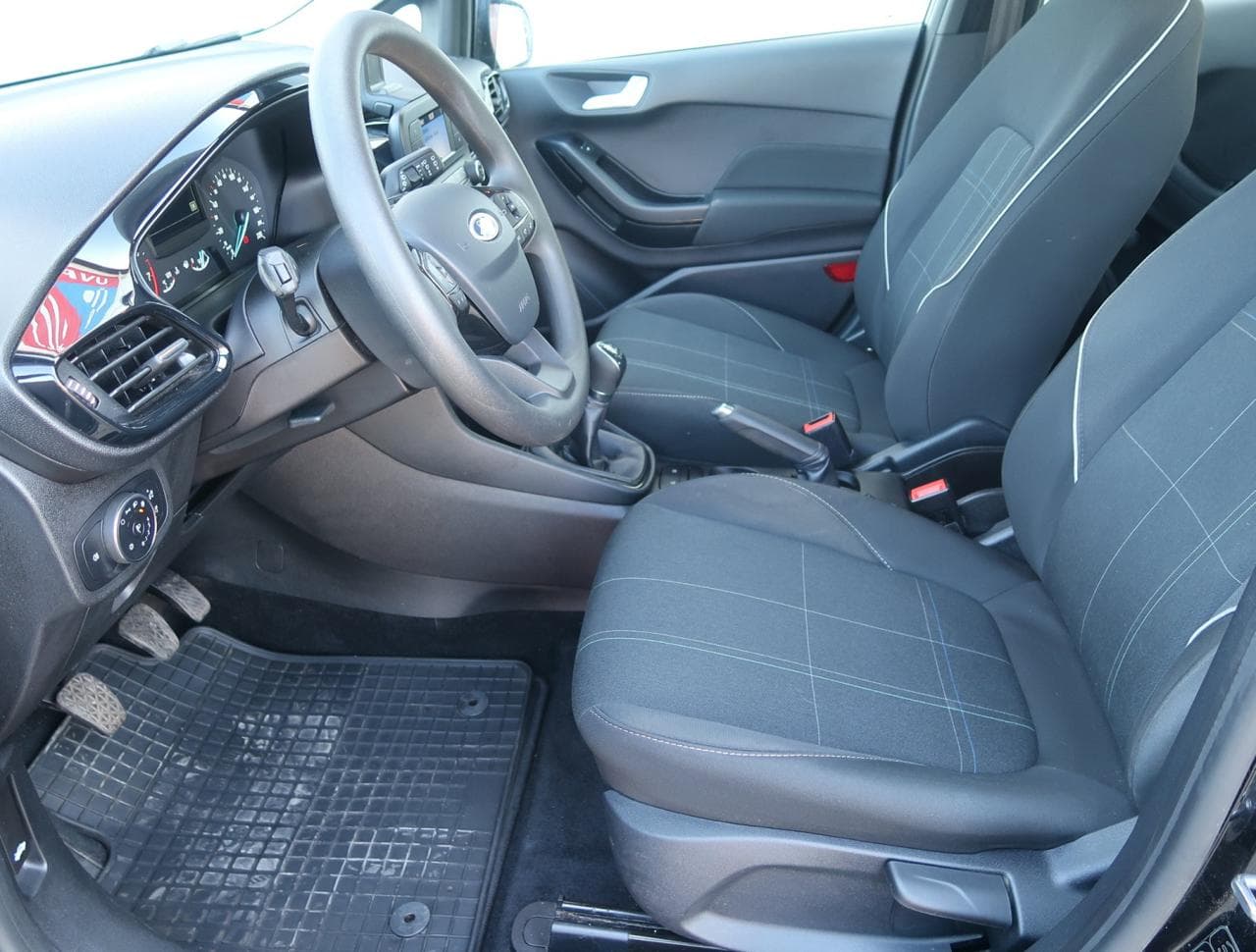 2019 Ford Fiesta - 16