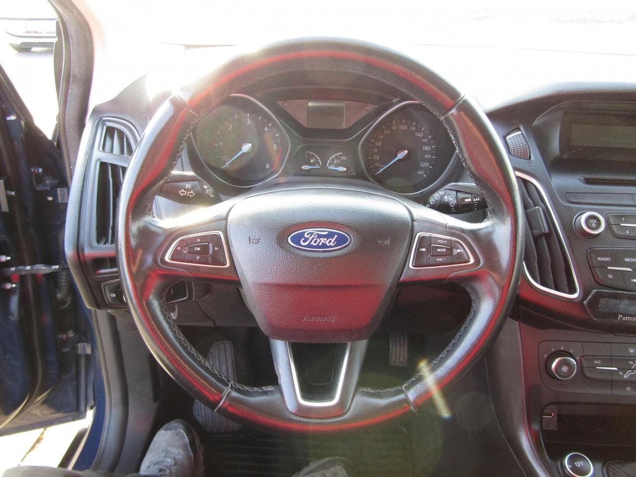 2015 Ford Focus - 17