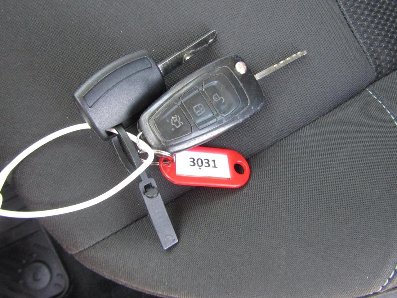 2015 Ford Focus - 18