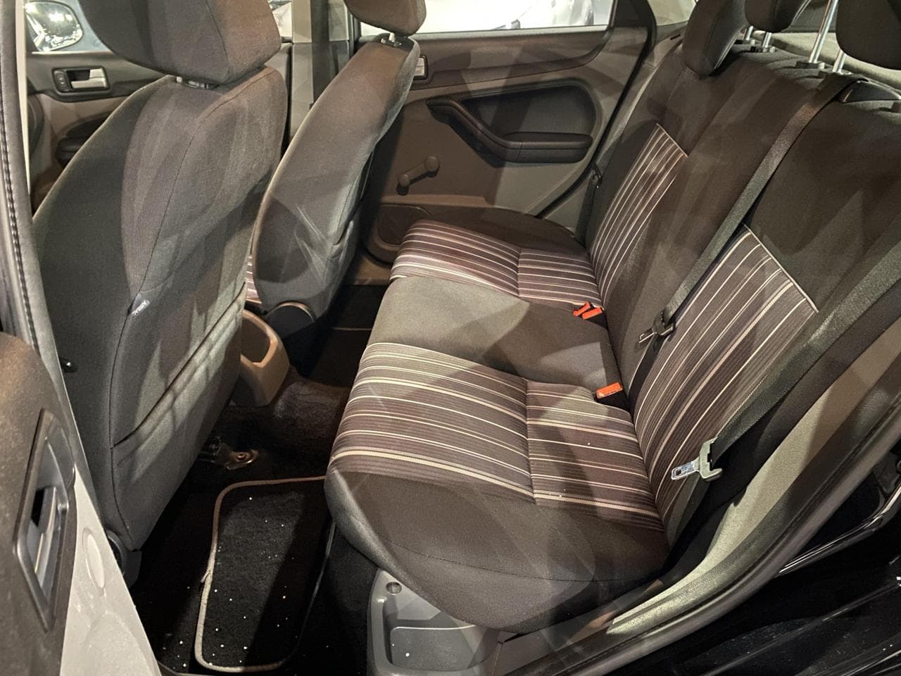 2010 Ford FOCUS - 10