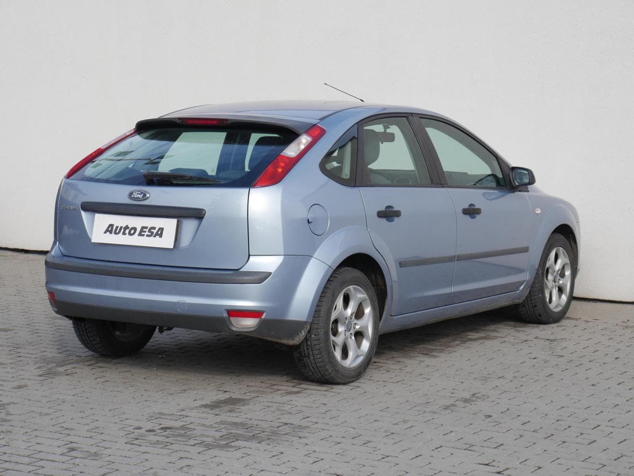 2005 Ford FOCUS - 4