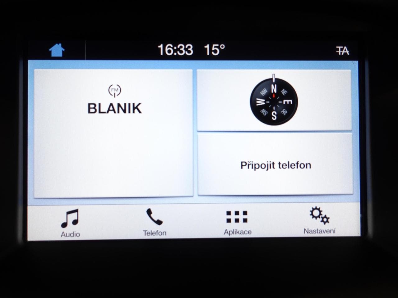 2017 Ford Focus - 17