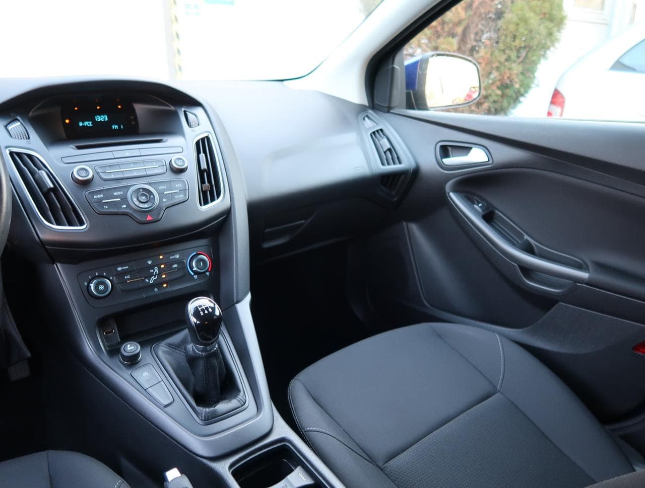 2018 Ford Focus - 11