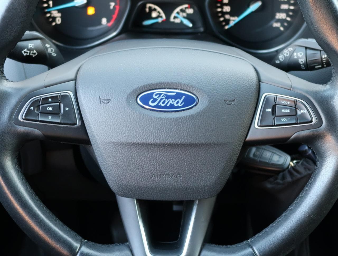 2018 Ford Focus - 20