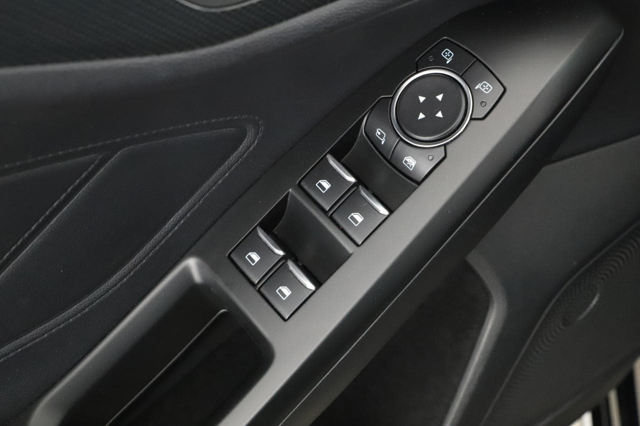 2018 Ford Focus - 20