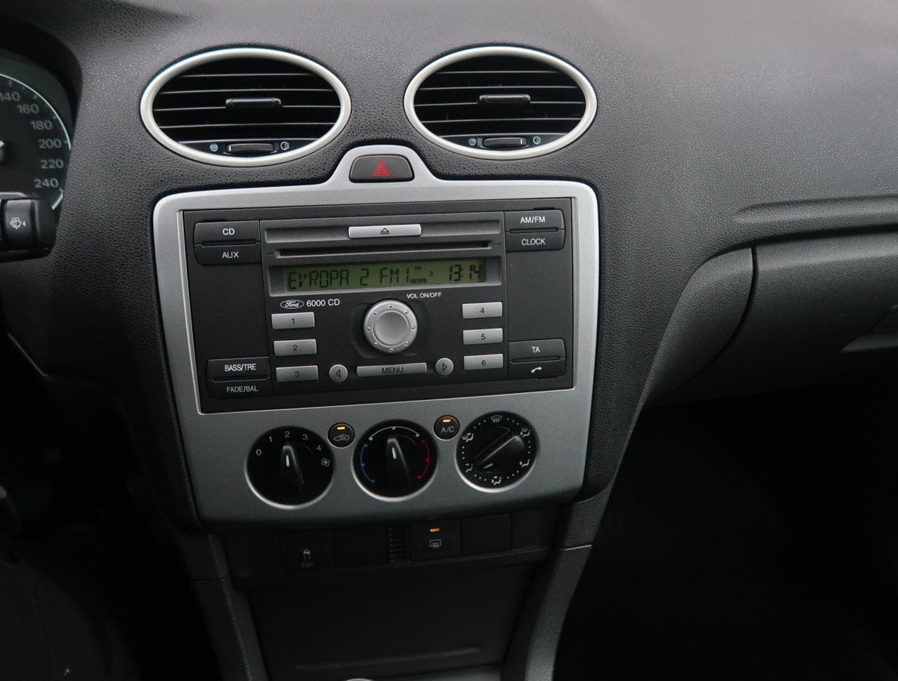 2007 Ford Focus - 18