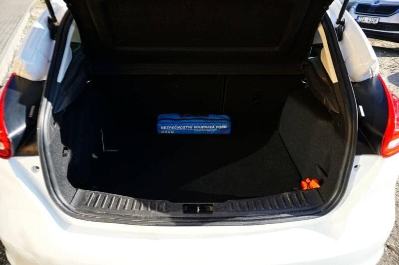 2017 Ford Focus - 10