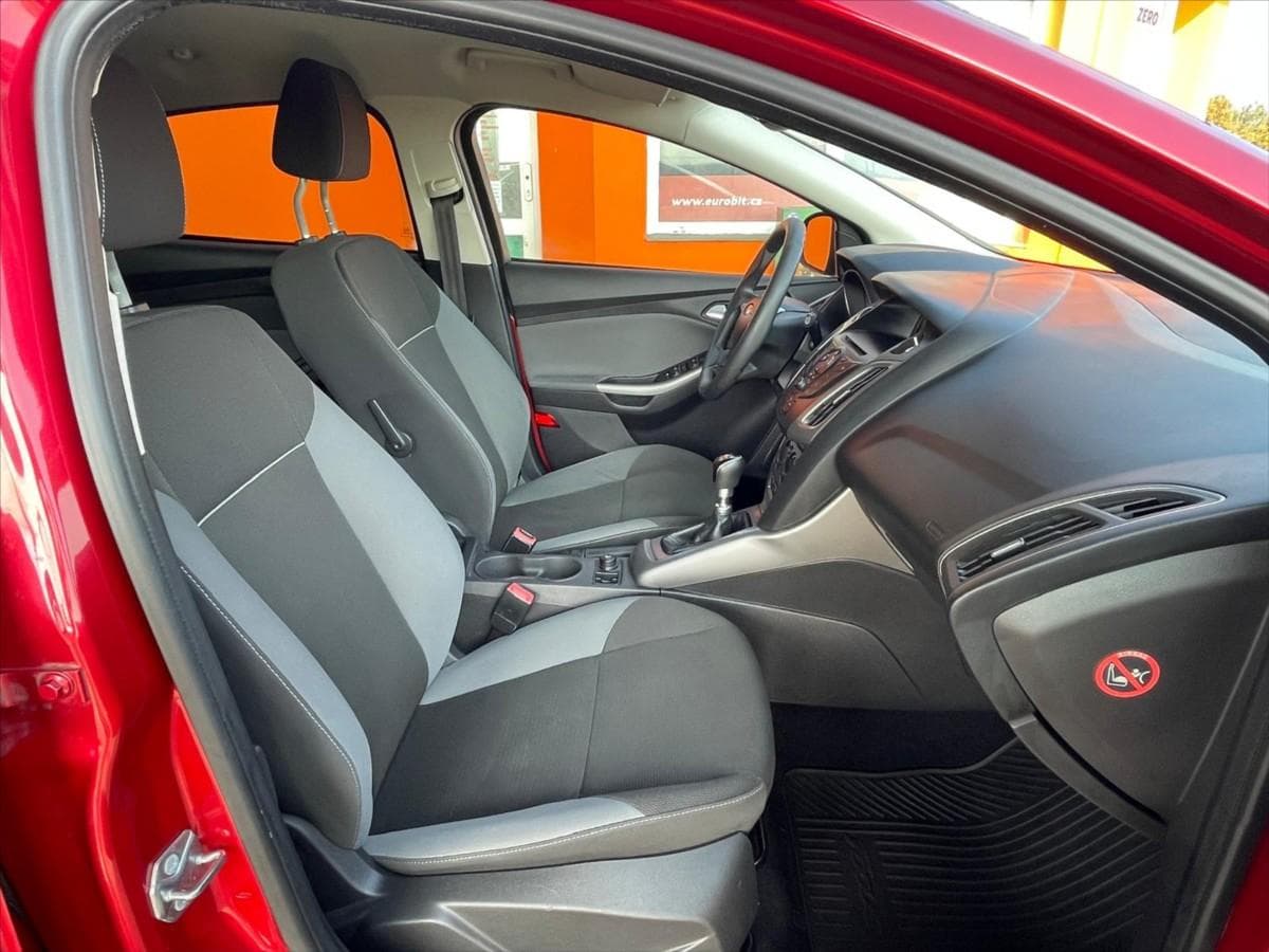 2013 Ford Focus - 10