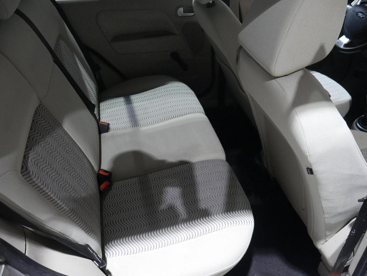 2005 Ford FUSION - 11