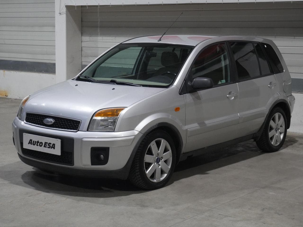 2005 Ford FUSION - 3