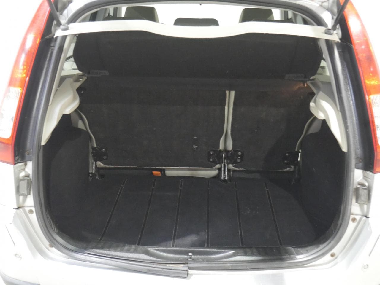 2005 Ford FUSION - 7