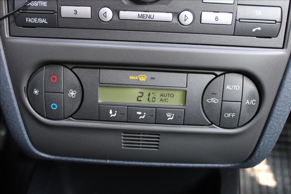 2008 Ford Fusion - 12